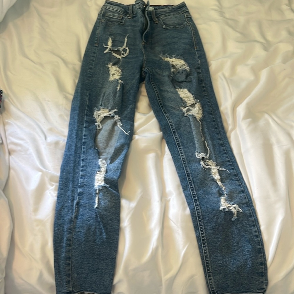 Ripped jeans